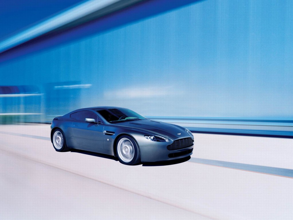 aston martin amv8 vantage