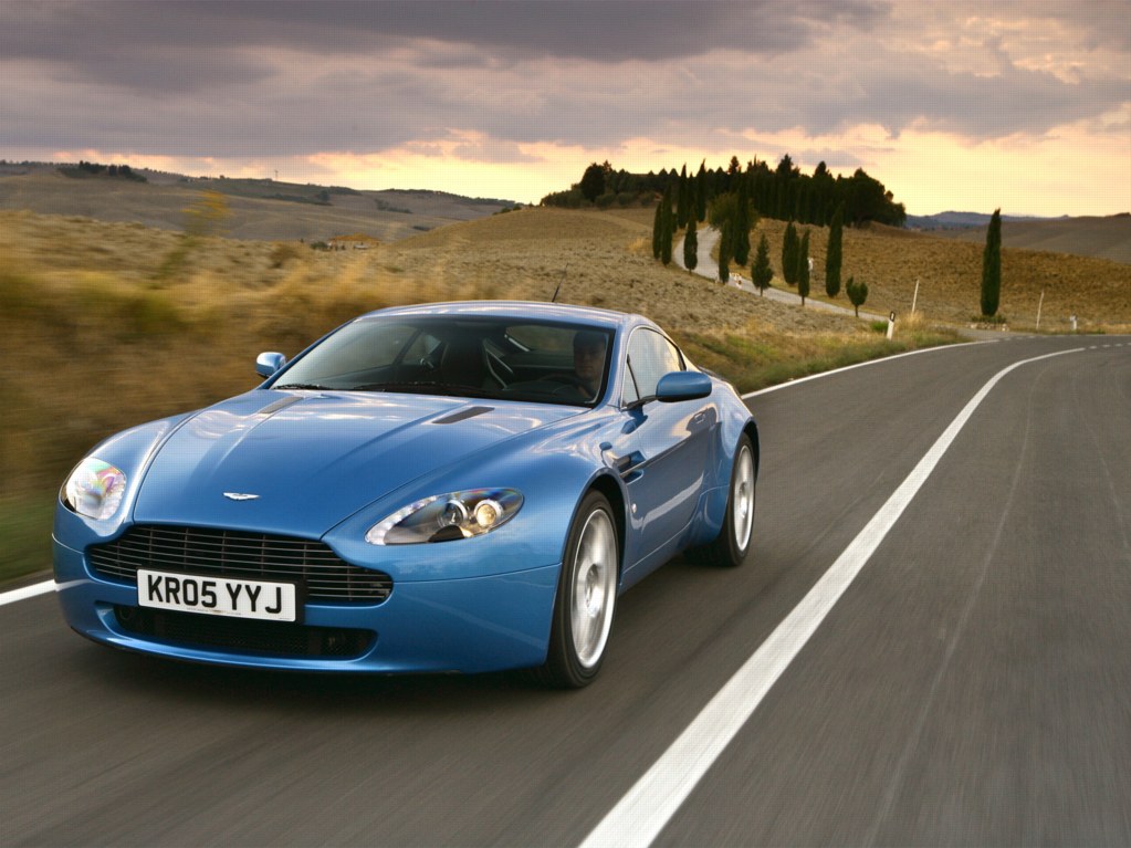 aston martin amv8 vantage