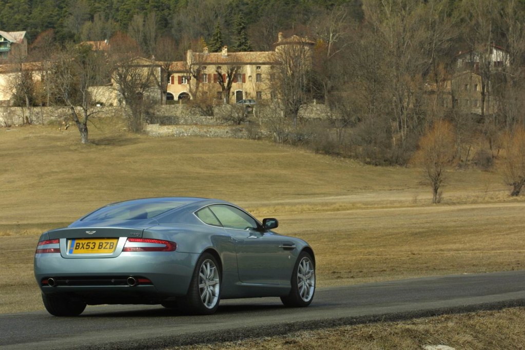 aston martin db9