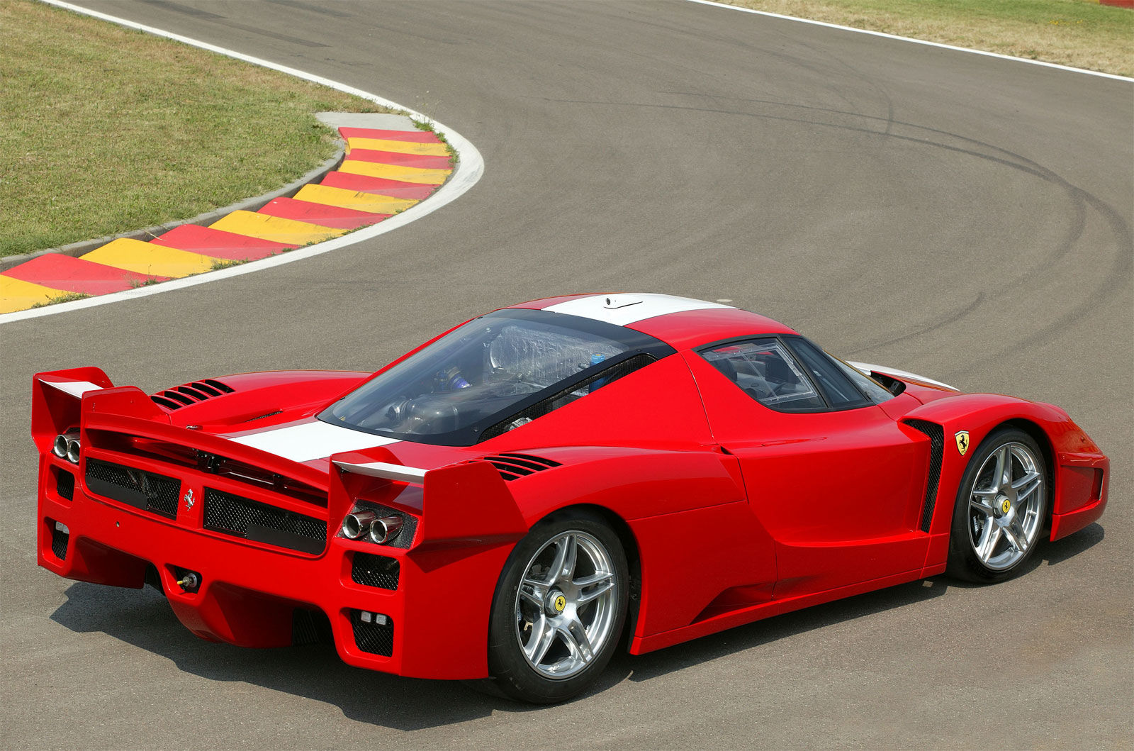 Photo ferrari fxx, wallpaper ferrari fxx, ferrari picture fxx, ferrari pics fxx, image ferrari fxx, immagine ferrari fxx, bild ferrari fxx, fotografia ferrari fxx, imagen ferrari fxx, fond d'ecran ferrari fxx