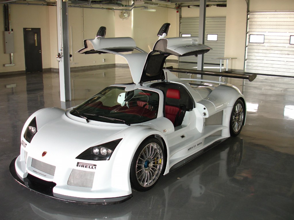 gumpert apollo