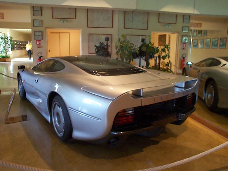 jaguar xj220, jaguar xj 220