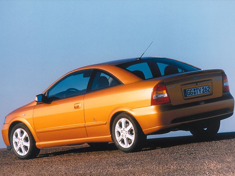 opel astra coupe bertone